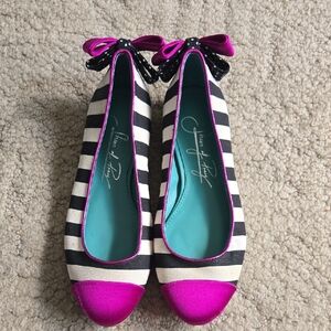Shoes Of Prey. Striped Black and White Flats with Pink Accents 2N